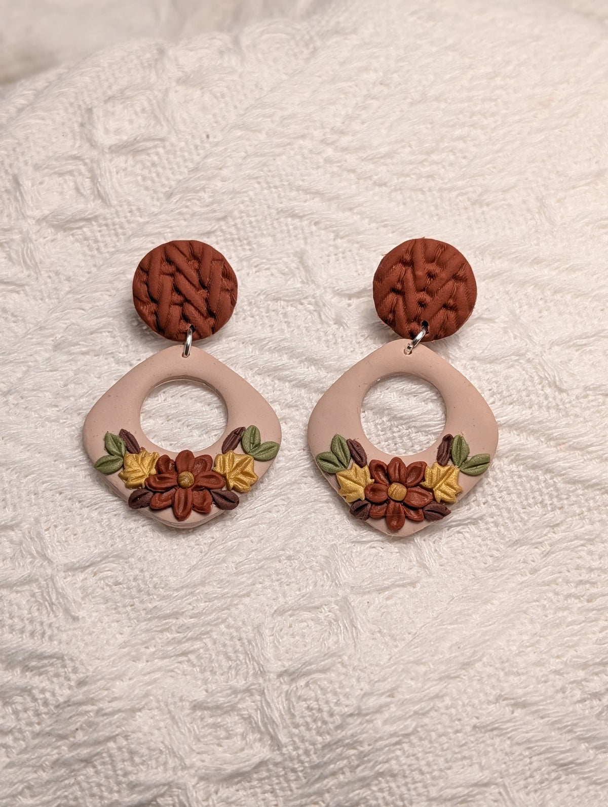 Pendientes Rombo Floral Terracota & Nude
