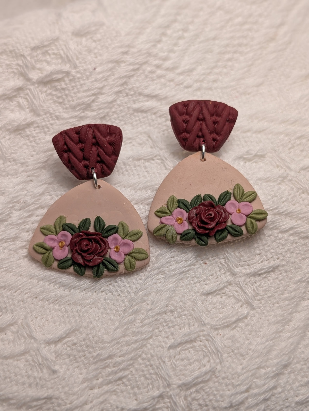 Aretes Trapecio Botánico Textura Knit