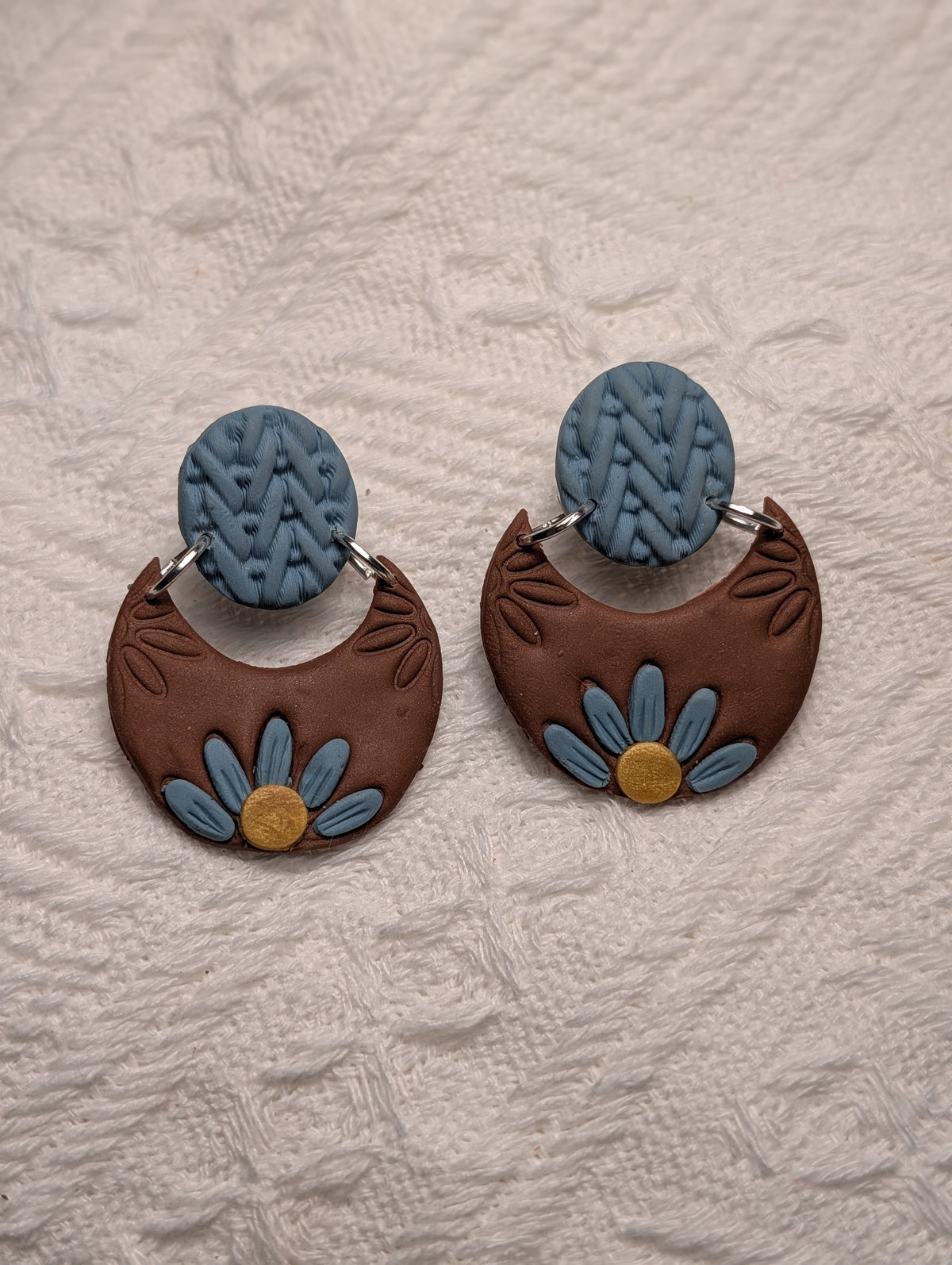Aretes Media Luna Floral Azul & Terracota