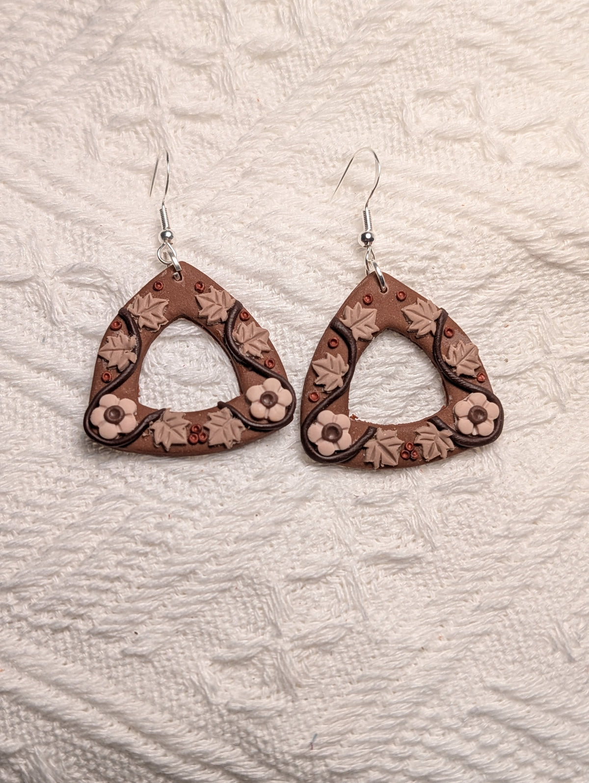 Pendientes Corona Triangular Otoñal